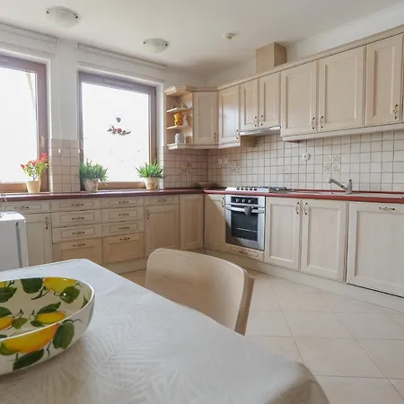 Pilis Dunakanyar Apartman *